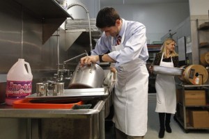 PAUL RYAN FAKE WASHING CLEAN POT